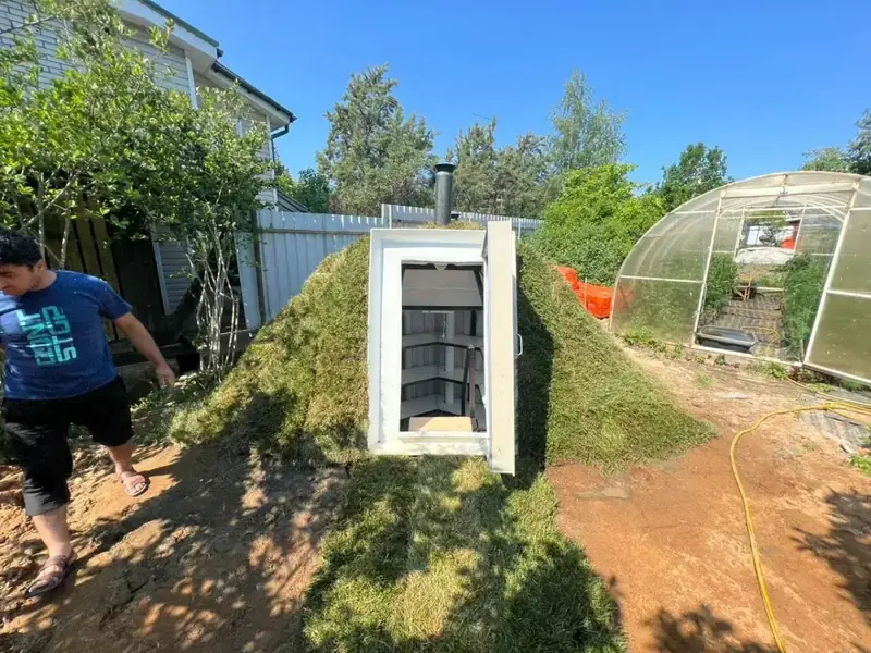 Пластиковый погреб Рекорд 2500×2000